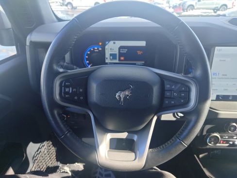 Used 2024 Ford Bronco Black Diamond image 15