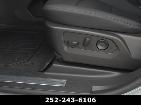 Used 2025 GMC Hummer EV 3X AWD/4WD image 11