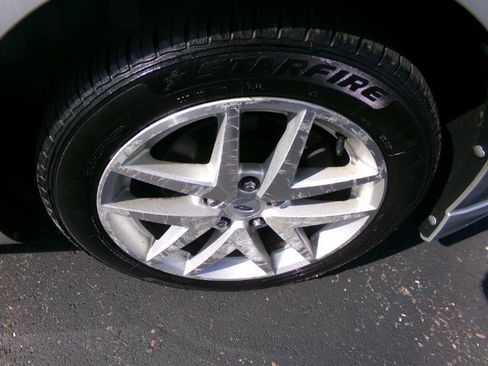 Used 2011 Ford Fusion SEL image 36