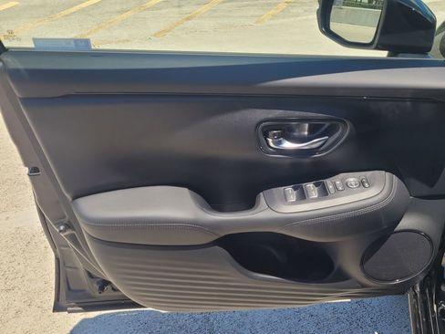 New 2026 Honda HR-V EX-L image 16