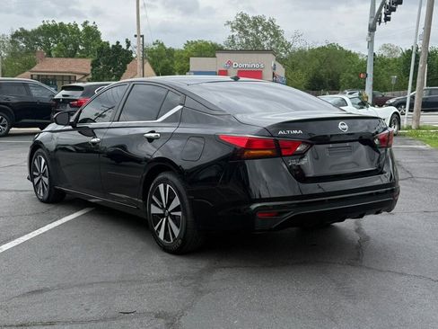 Used 2021 Nissan Altima 2.5 SV FWD image 11