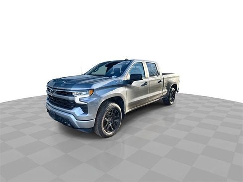 Used 2024 Chevrolet Silverado 1500 RST w/ Z71 Off-Road Package image 4
