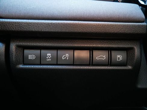 Used 2025 Toyota Camry LE image 17