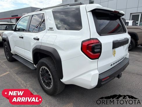 Used 2025 Toyota 4Runner TRD Off-Road AWD/4WD image 3