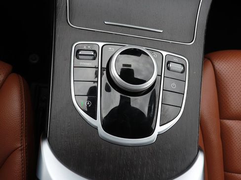 Used 2021 Mercedes-Benz C 300 Sedan image 17