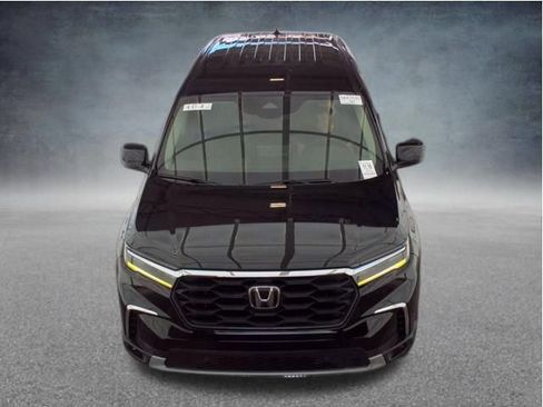 Used 2025 Honda Pilot EX-L image 2
