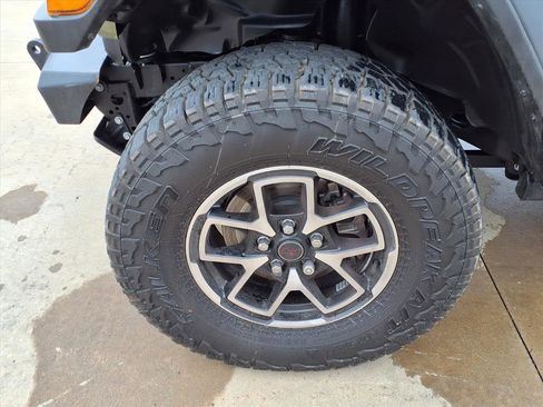 Used 2025 Jeep Gladiator Rubicon image 21