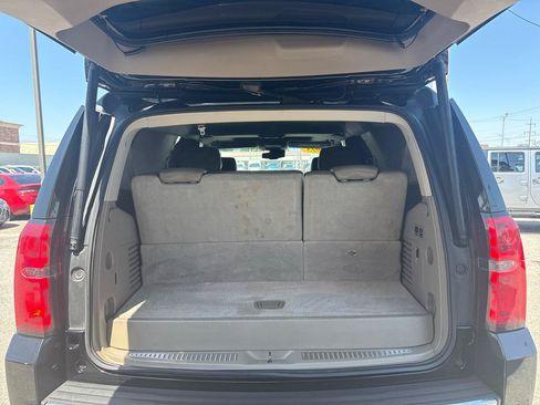 Used 2015 Chevrolet Tahoe LTZ RWD image 8