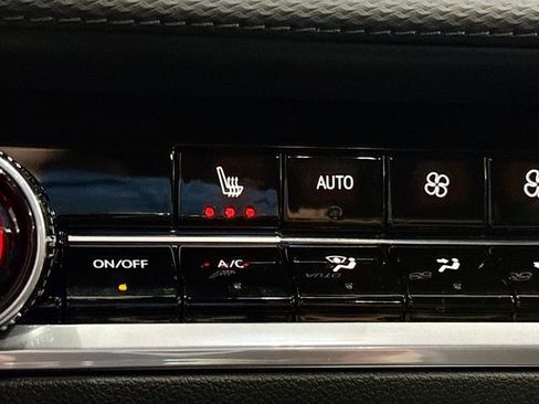 New 2026 Chevrolet Equinox LT w/ Convenience Package II image 21