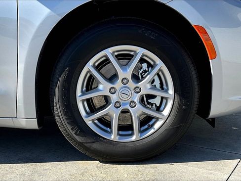 New 2026 Chrysler Pacifica Select image 19