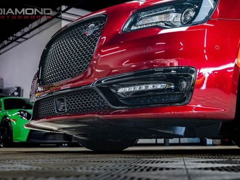 Used 2023 Chrysler 300 C RWD image 38