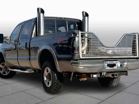 Used 2005 Ford F250 Lariat image 13