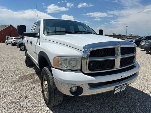 Used 2003 Dodge Ram 2500 Truck SLT image 2