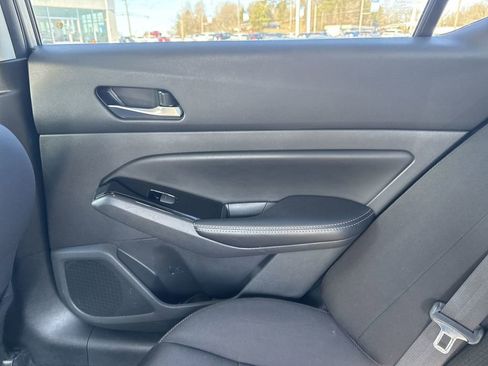 Used 2021 Nissan Altima 2.5 SV FWD image 24