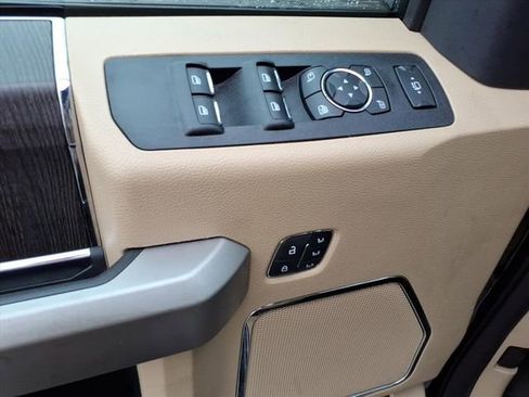 Certified 2021 Ford F250 Lariat w/ Lariat Ultimate Package image 21