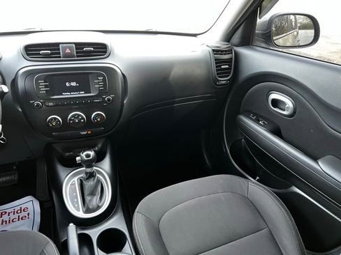Used 2017 Kia Soul image 25