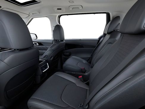 New 2026 Kia Carnival SX Prestige FWD image 18