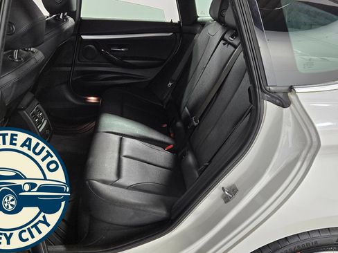 Used 2019 BMW 330i Gran Turismo xDrive w/ Convenience Package AWD/4WD image 28