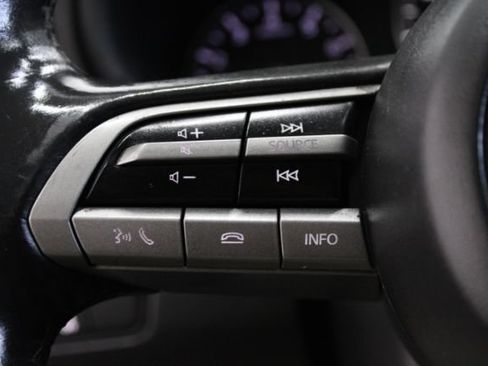 Used 2023 MAZDA MAZDA3 s FWD image 18