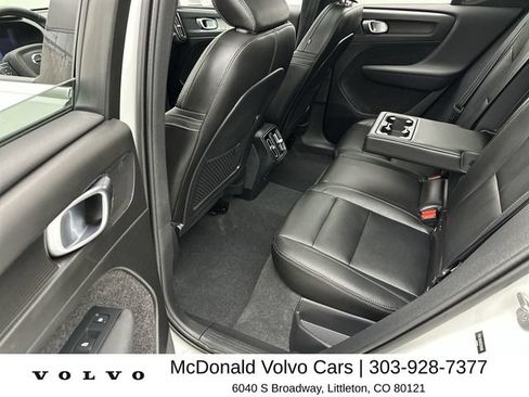 Certified 2024 Volvo XC40 B5 Plus w/ Protection Package Premier AWD/4WD image 23