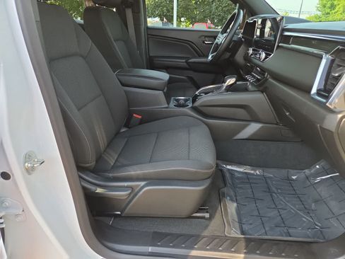 Used 2024 GMC Canyon Elevation w/ Convenience Package RWD image 22
