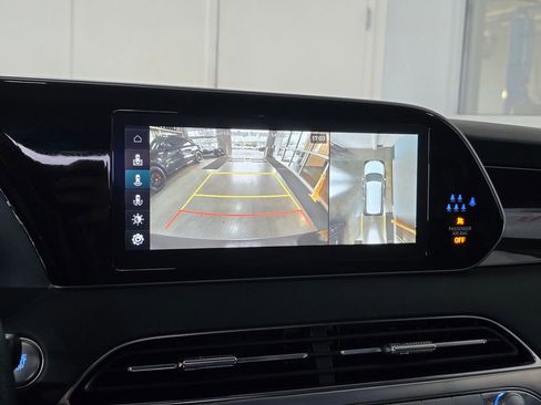Used 2022 Hyundai Palisade Calligraphy image 12