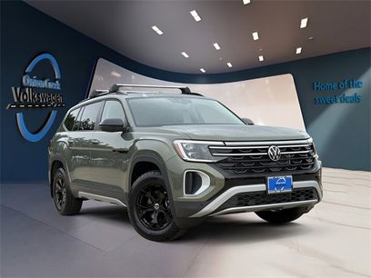 New 2025 Volkswagen Atlas Peak Edition SE