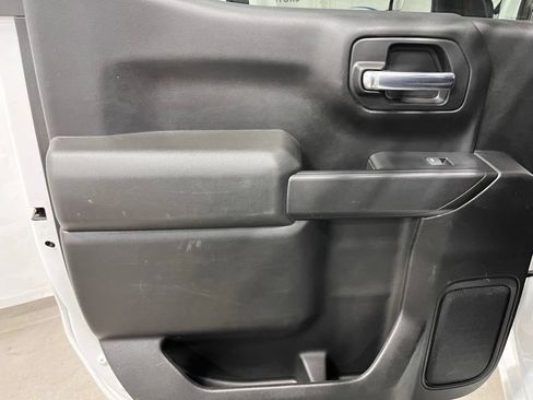 Used 2022 Chevrolet Silverado 1500 W/T w/ WT Convenience Package AWD/4WD image 12