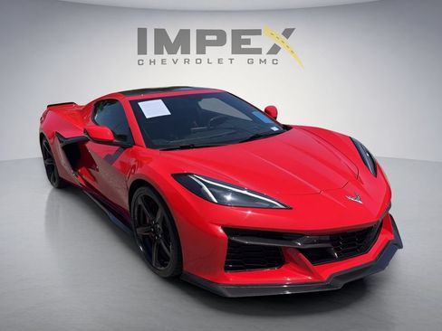 Used 2023 Chevrolet Corvette Z06 w/ Engine Appearance Package RWD image 7