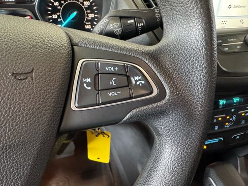 Used 2018 Ford Escape SE w/ Ford Safe & Smart Package AWD/4WD image 27
