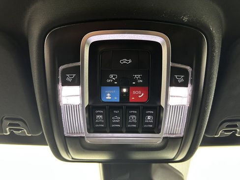 Used 2026 RAM 1500 Limited AWD/4WD image 24