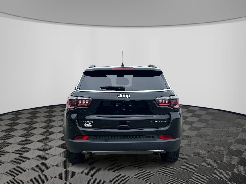 Certified 2023 Jeep Compass Limited w/ Sun and Sound Group AWD/4WD image 4