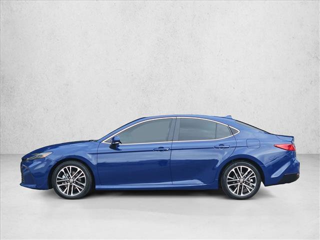 Used 2026 Toyota Camry XLE FWD image 5