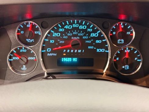 Certified 2025 GMC Savana 2500 w/ Driver Convenience Package RWD image 9