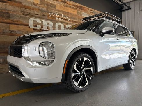 Used 2022 Mitsubishi Outlander SEL AWD/4WD image 2