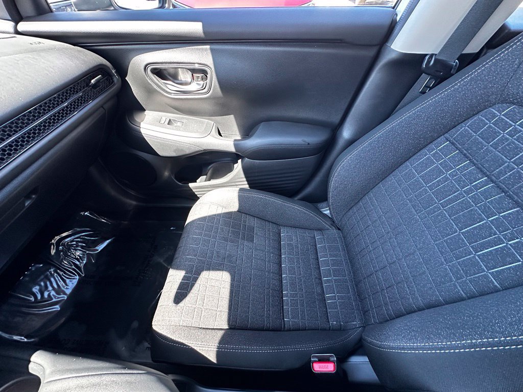 Used 2024 Honda HR-V LX image 32