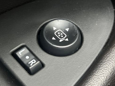 Used 2014 Cadillac ATS Luxury w/ Sun And Sound Package image 44