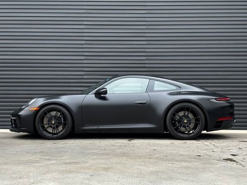 Certified 2022 Porsche 911 Carrera 4 GTS image 2