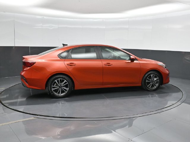 Used 2024 Kia Forte LXS FWD image 4