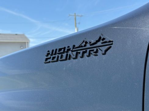 New 2026 Chevrolet Silverado 2500 High Country w/ Midnight Edition AWD/4WD image 11