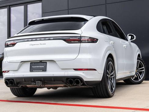 Certified 2020 Porsche Cayenne Turbo AWD/4WD image 11