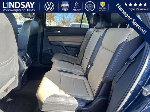 Used 2022 Volkswagen Atlas Cross Sport SEL R-Line image 11