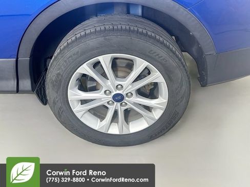 Used 2018 Ford Escape SE w/ Ford Safe & Smart Package AWD/4WD image 31