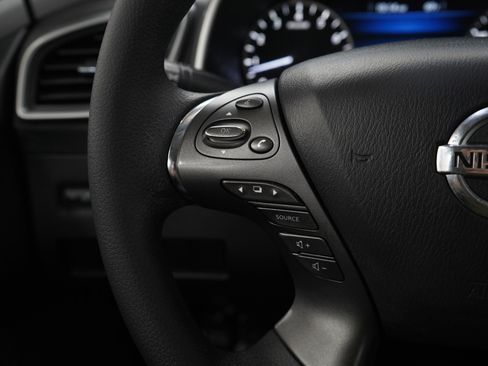 Used 2019 Nissan Murano S image 23