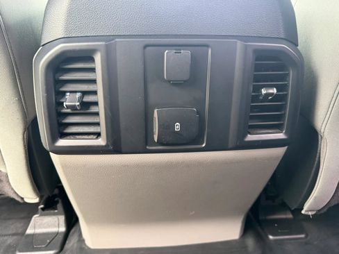 Used 2018 Ford F150 XL w/ Equipment Group 101A Mid AWD/4WD image 32