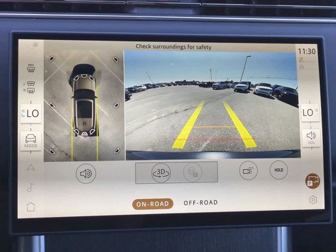 New 2025 Land Rover Range Rover Long Wheelbase SE image 30