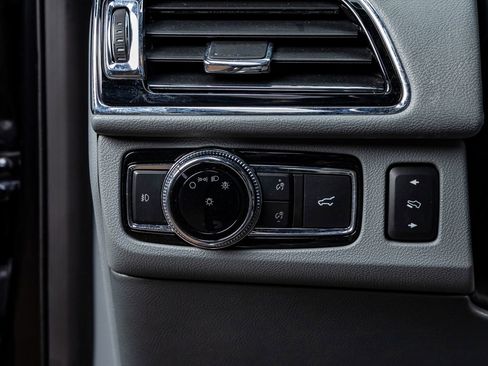 Used 2019 Lincoln Navigator Reserve w/ Cargo Package image 18