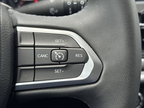 Certified 2023 Jeep Compass Latitude AWD/4WD image 15