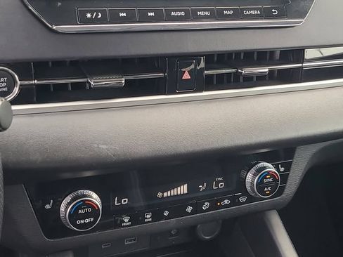 Used 2024 Mitsubishi Outlander SE AWD/4WD image 29