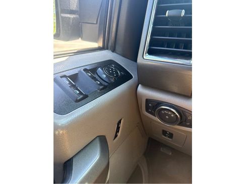 Used 2016 Ford F150 XLT w/ Equipment Group 301A Mid AWD/4WD image 17
